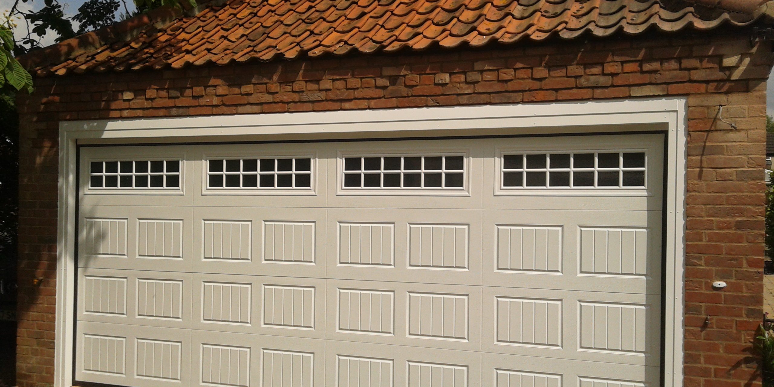 Double Automatic Garage Door, How Much Is An Automatic Double Garage Door