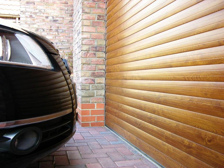 roller garage door sleaford