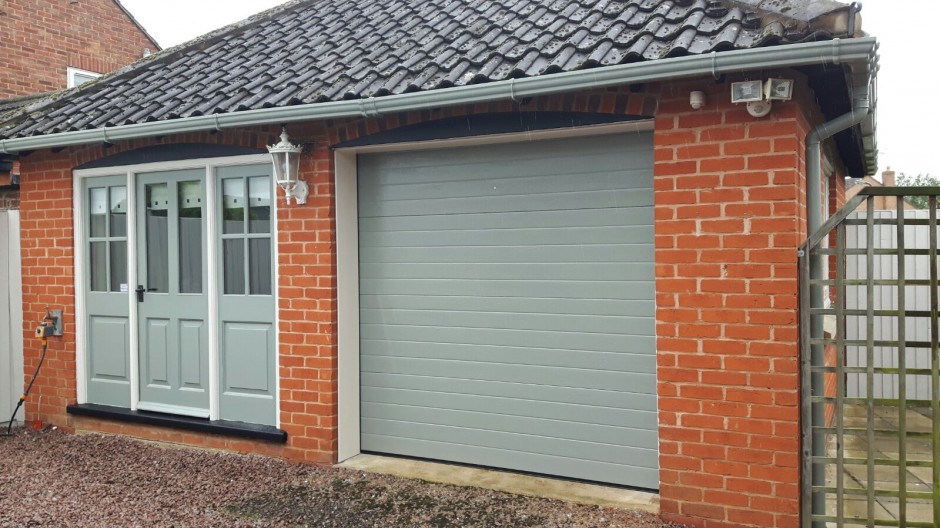 Insulated Sectional Garage Door - Grantham - East Midlandsv